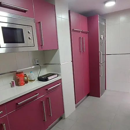 Bonito Piso En Triana Διαμέρισμα *